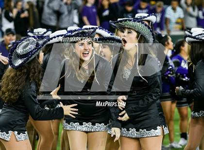 Thumbnail 2 in Coppell vs. Cedar Ridge (UIL 6A D1 Regional Playoff) photogallery.
