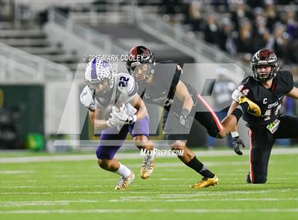 Thumbnail 3 in Coppell vs. Cedar Ridge (UIL 6A D1 Regional Playoff) photogallery.