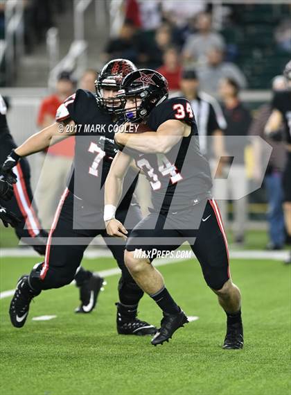 Thumbnail 2 in Coppell vs. Cedar Ridge (UIL 6A D1 Regional Playoff) photogallery.