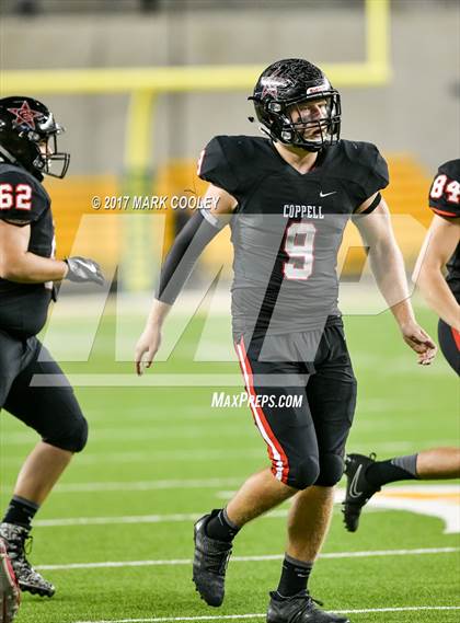 Thumbnail 3 in Coppell vs. Cedar Ridge (UIL 6A D1 Regional Playoff) photogallery.