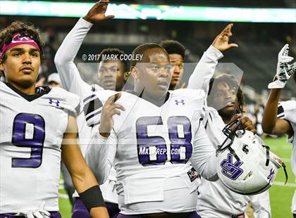 Thumbnail 3 in Coppell vs. Cedar Ridge (UIL 6A D1 Regional Playoff) photogallery.