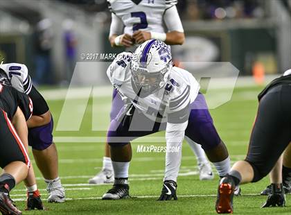 Thumbnail 1 in Coppell vs. Cedar Ridge (UIL 6A D1 Regional Playoff) photogallery.