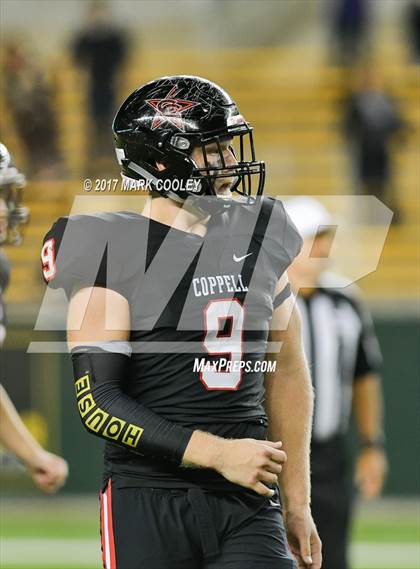 Thumbnail 1 in Coppell vs. Cedar Ridge (UIL 6A D1 Regional Playoff) photogallery.