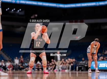 Thumbnail 3 in Farwell vs. Martins Mill (UIL 2A Basketball Division II Final) photogallery.