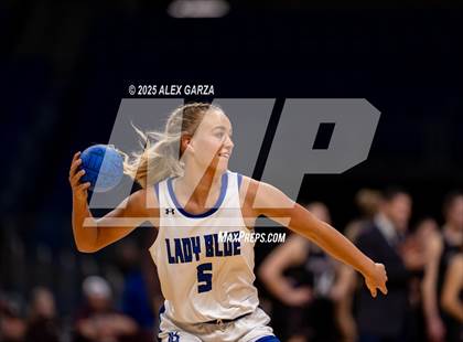 Thumbnail 2 in Farwell vs. Martins Mill (UIL 2A Basketball Division II Final) photogallery.