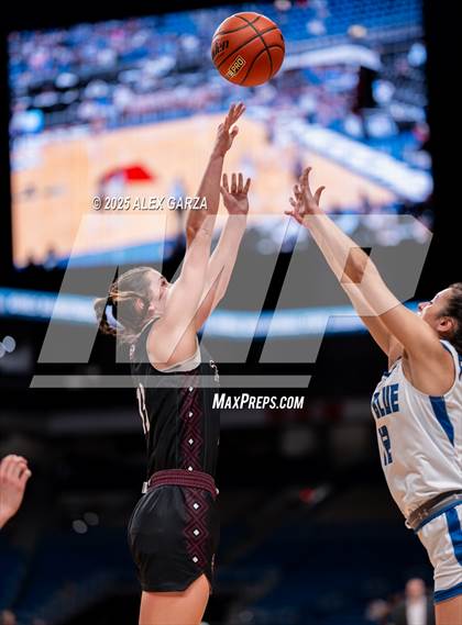 Thumbnail 3 in Farwell vs. Martins Mill (UIL 2A Basketball Division II Final) photogallery.