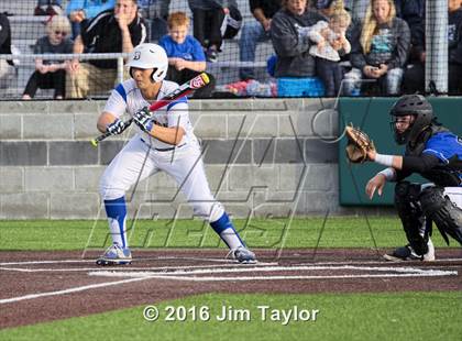 Thumbnail 3 in Brock vs Peaster (UIL 3A Regional Quarterfinal) photogallery.