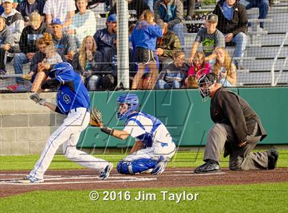 Thumbnail 2 in Brock vs Peaster (UIL 3A Regional Quarterfinal) photogallery.