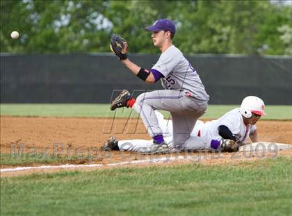 Thumbnail 2 in Gonzaga vs. St. John's (WCAC Quaterfinal) photogallery.