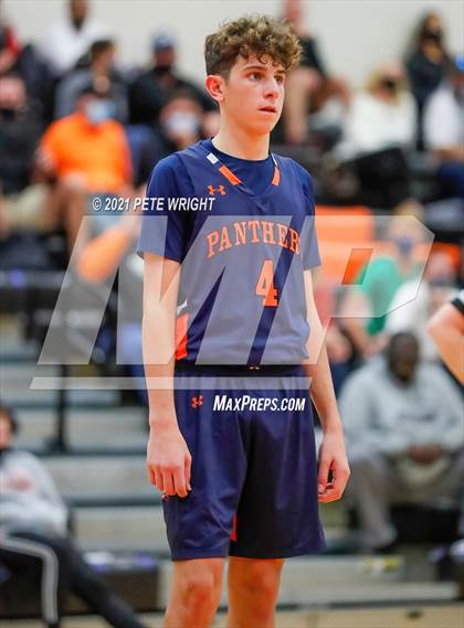 Thumbnail 1 in Sarasota vs Bradenton Christian (Sarasota JV Classic) photogallery.
