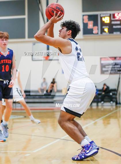 Thumbnail 2 in Sarasota vs Bradenton Christian (Sarasota JV Classic) photogallery.