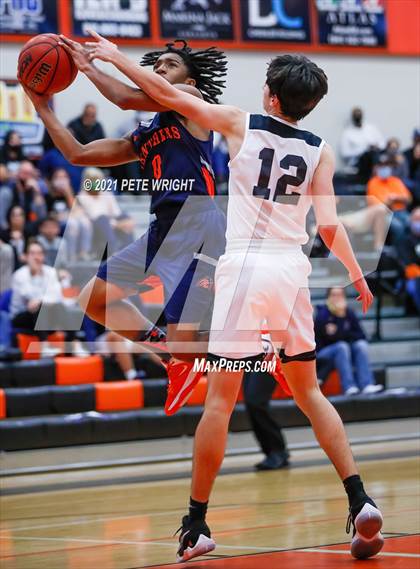 Thumbnail 3 in Sarasota vs Bradenton Christian (Sarasota JV Classic) photogallery.