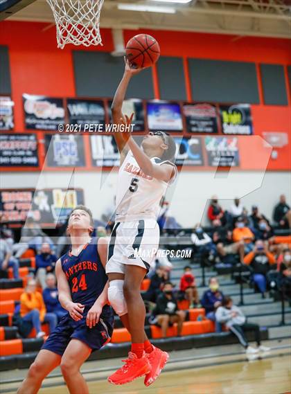 Thumbnail 1 in Sarasota vs Bradenton Christian (Sarasota JV Classic) photogallery.