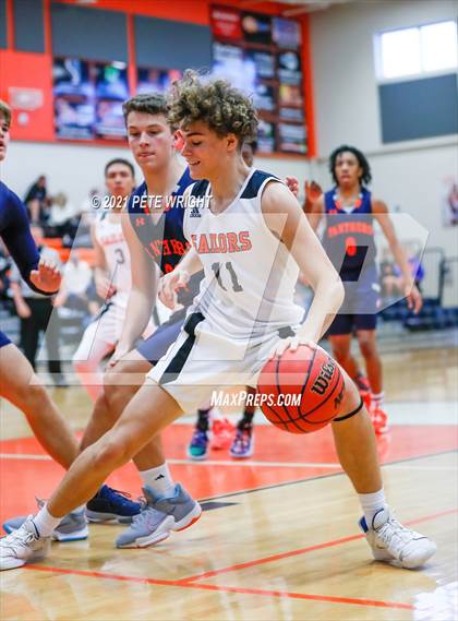 Thumbnail 2 in Sarasota vs Bradenton Christian (Sarasota JV Classic) photogallery.