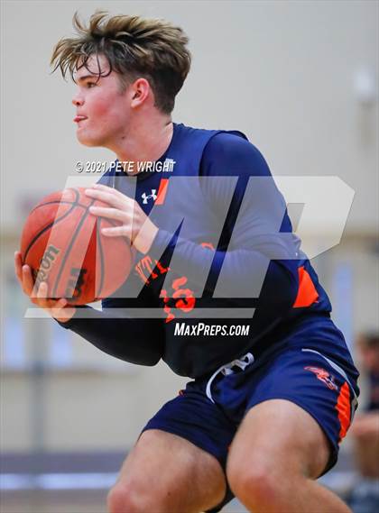 Thumbnail 3 in Sarasota vs Bradenton Christian (Sarasota JV Classic) photogallery.