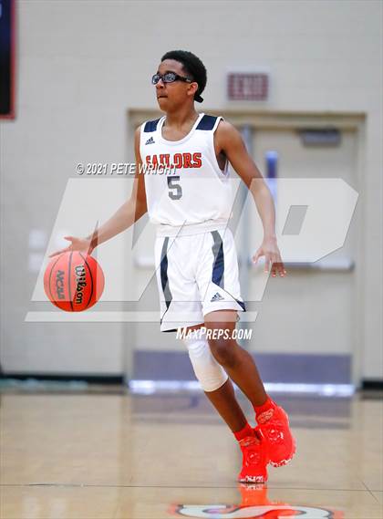 Thumbnail 1 in Sarasota vs Bradenton Christian (Sarasota JV Classic) photogallery.