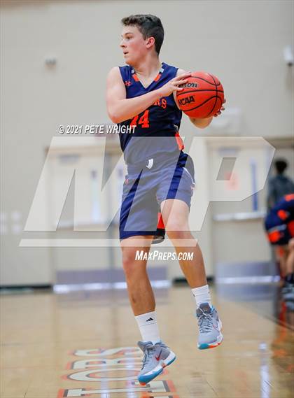 Thumbnail 2 in Sarasota vs Bradenton Christian (Sarasota JV Classic) photogallery.