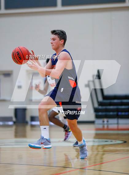 Thumbnail 3 in Sarasota vs Bradenton Christian (Sarasota JV Classic) photogallery.