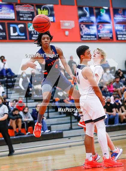 Thumbnail 1 in Sarasota vs Bradenton Christian (Sarasota JV Classic) photogallery.