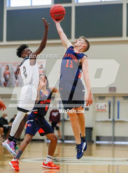 Thumbnail 2 in Sarasota vs Bradenton Christian (Sarasota JV Classic) photogallery.