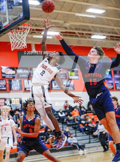 Thumbnail 3 in Sarasota vs Bradenton Christian (Sarasota JV Classic) photogallery.