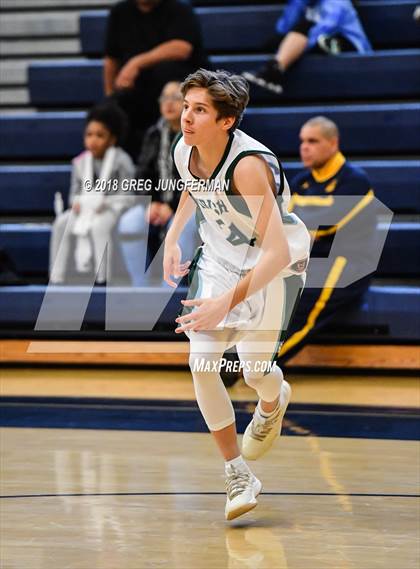 Thumbnail 2 in FR: Archbishop Mitty @ Sacred Heart Cathedral Prep (Freshman A Game) photogallery.