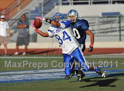 Thumbnail 1 in El Monte @ Gabrielino photogallery.