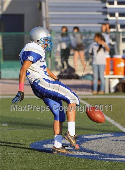 Thumbnail 2 in El Monte @ Gabrielino photogallery.