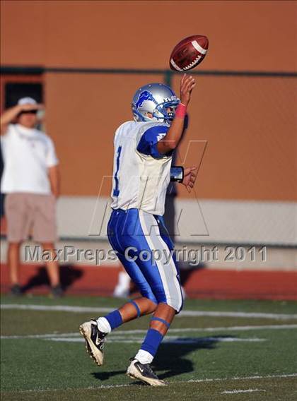 Thumbnail 1 in El Monte @ Gabrielino photogallery.