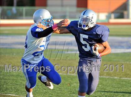 Thumbnail 1 in El Monte @ Gabrielino photogallery.