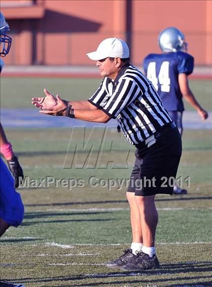 Thumbnail 1 in El Monte @ Gabrielino photogallery.