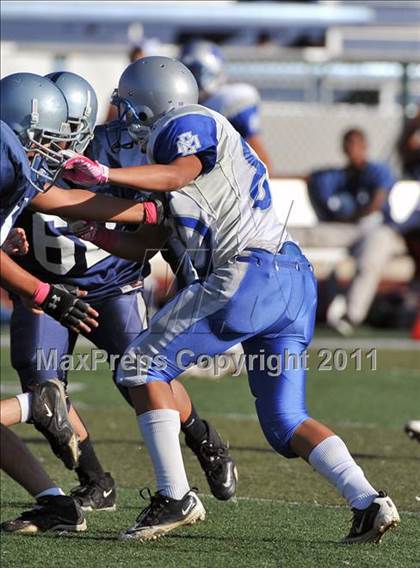Thumbnail 1 in El Monte @ Gabrielino photogallery.