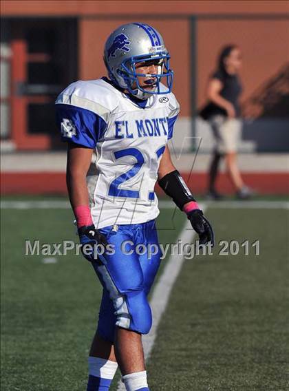 Thumbnail 2 in El Monte @ Gabrielino photogallery.