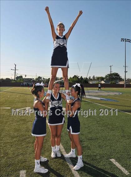 Thumbnail 1 in El Monte @ Gabrielino photogallery.