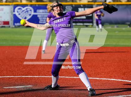 Thumbnail 3 in Jesuit @ Sunset photogallery.