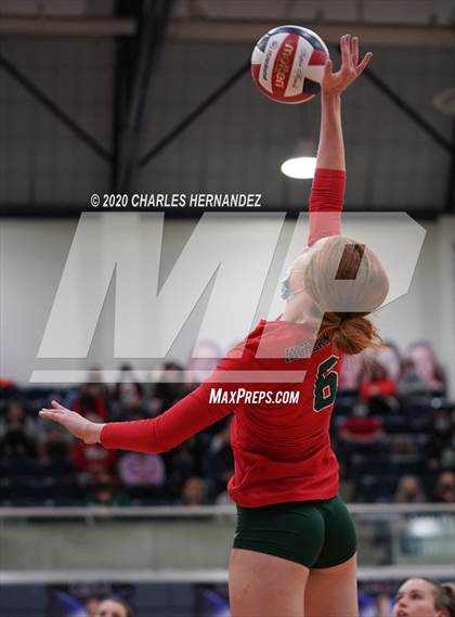 Thumbnail 1 in The Woodlands vs Wylie (UIL 6A Regional Semifinal) photogallery.