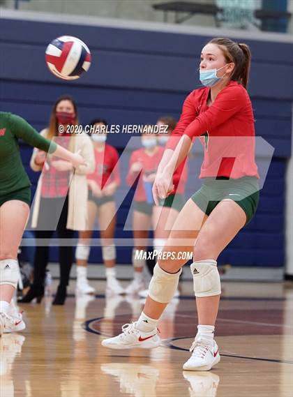 Thumbnail 3 in The Woodlands vs Wylie (UIL 6A Regional Semifinal) photogallery.