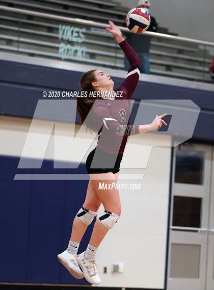 Thumbnail 3 in The Woodlands vs Wylie (UIL 6A Regional Semifinal) photogallery.