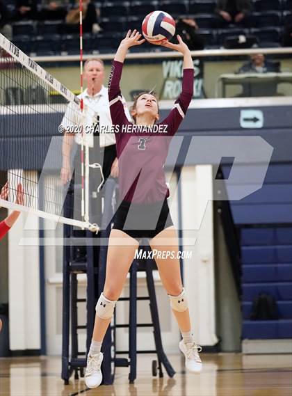 Thumbnail 3 in The Woodlands vs Wylie (UIL 6A Regional Semifinal) photogallery.