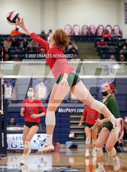 Thumbnail 3 in The Woodlands vs Wylie (UIL 6A Regional Semifinal) photogallery.