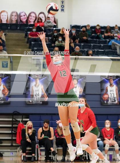 Thumbnail 2 in The Woodlands vs Wylie (UIL 6A Regional Semifinal) photogallery.