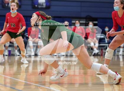 Thumbnail 3 in The Woodlands vs Wylie (UIL 6A Regional Semifinal) photogallery.
