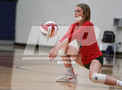 Thumbnail 2 in The Woodlands vs Wylie (UIL 6A Regional Semifinal) photogallery.
