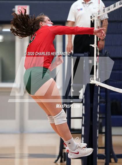 Thumbnail 3 in The Woodlands vs Wylie (UIL 6A Regional Semifinal) photogallery.