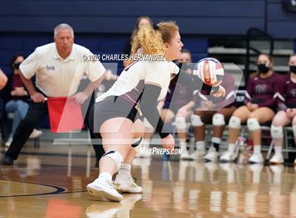 Thumbnail 2 in The Woodlands vs Wylie (UIL 6A Regional Semifinal) photogallery.