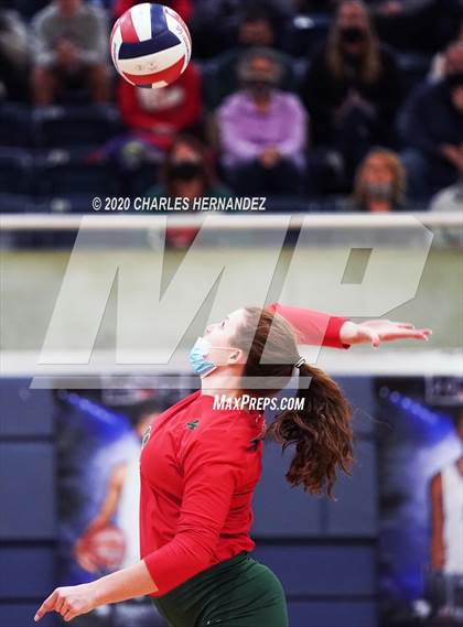Thumbnail 3 in The Woodlands vs Wylie (UIL 6A Regional Semifinal) photogallery.