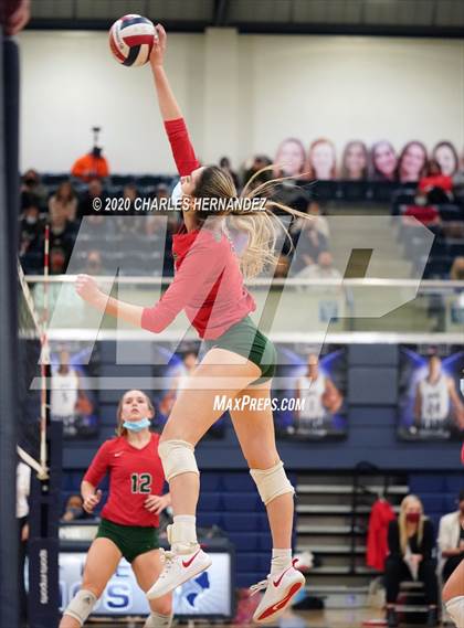 Thumbnail 1 in The Woodlands vs Wylie (UIL 6A Regional Semifinal) photogallery.