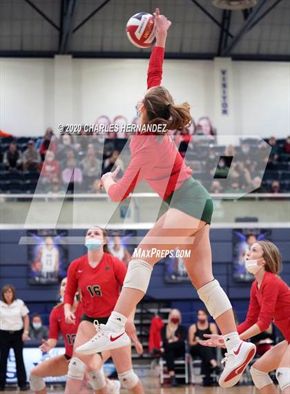 Thumbnail 3 in The Woodlands vs Wylie (UIL 6A Regional Semifinal) photogallery.