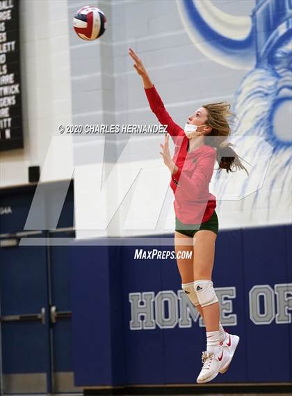 Thumbnail 3 in The Woodlands vs Wylie (UIL 6A Regional Semifinal) photogallery.