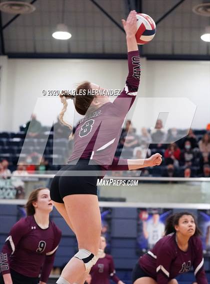 Thumbnail 2 in The Woodlands vs Wylie (UIL 6A Regional Semifinal) photogallery.